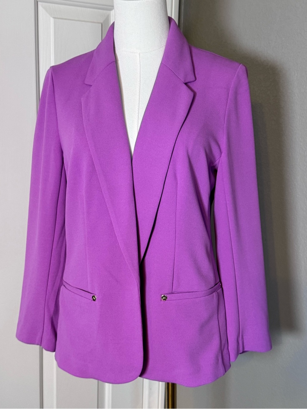 Anne Klein Vibrant Fuscia Open-Front Blazer